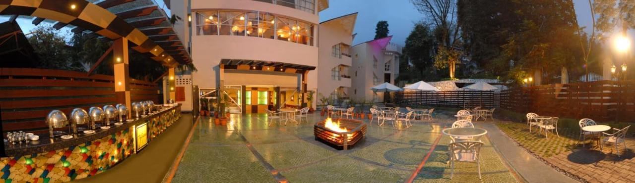 Hotel Arif Castle, Nainital Ngoại thất bức ảnh
